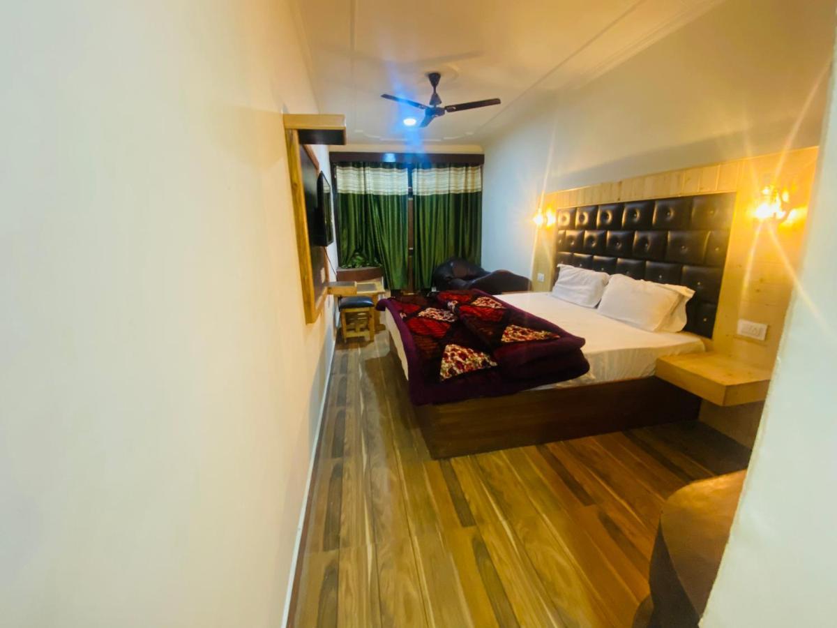 Hotel Hawa Mahal Manāli Eksteriør bilde