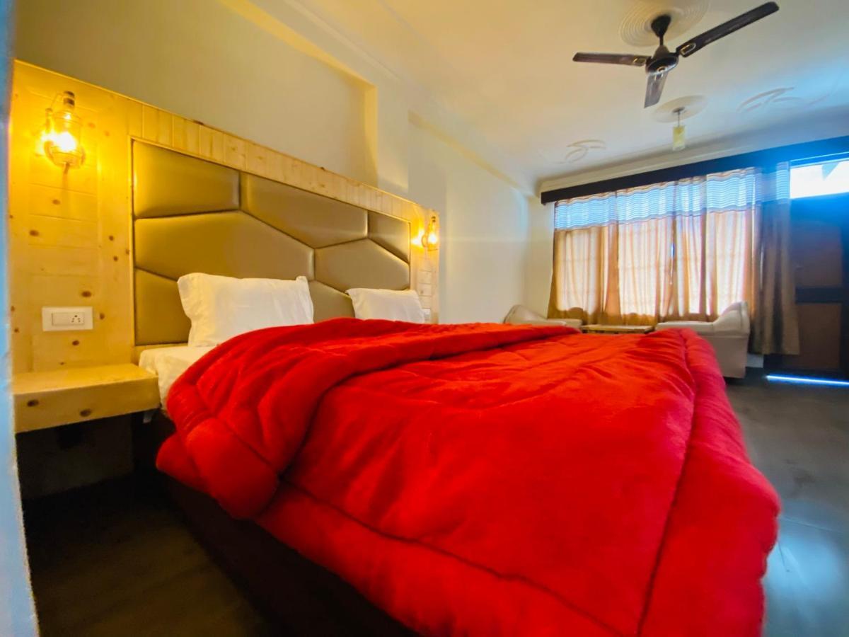 Hotel Hawa Mahal Manāli Eksteriør bilde