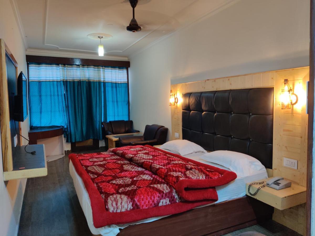Hotel Hawa Mahal Manāli Eksteriør bilde
