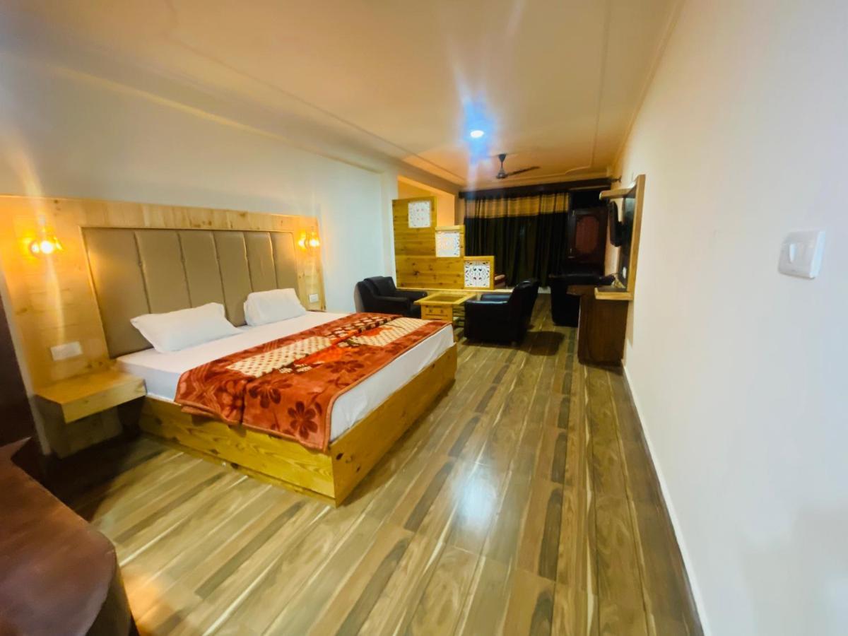Hotel Hawa Mahal Manāli Eksteriør bilde