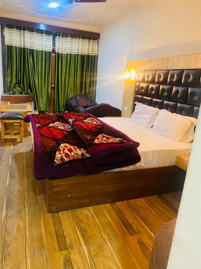 Hotel Hawa Mahal Manāli Eksteriør bilde